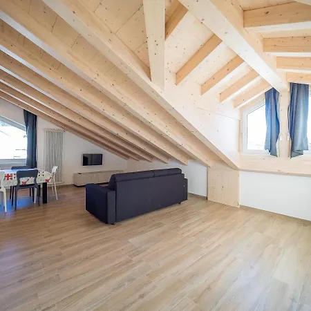 公寓 Casa Massi Livignocenter Myholidaylivigno 利维尼奥