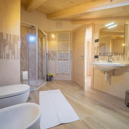Casa Massi Livignocenter Myholidaylivigno 利维尼奥